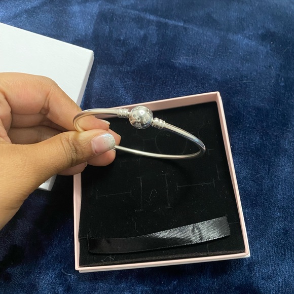 Pandora star and galaxy bangle - Picture 3 of 4